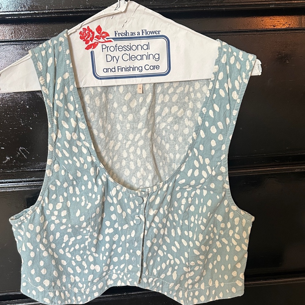 Free people Light Blue and White Printed Sleeveless Crop Tank size8